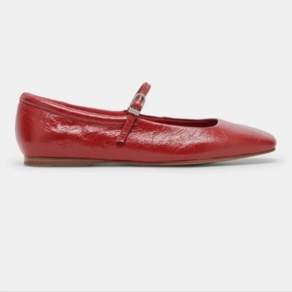 ❤️🔹️DOLCE VITA 🔹️REYES CRINKLE FLAT - RED CRINKLE PATENT Size 10.5 Or 13 - Picture 2 of 6